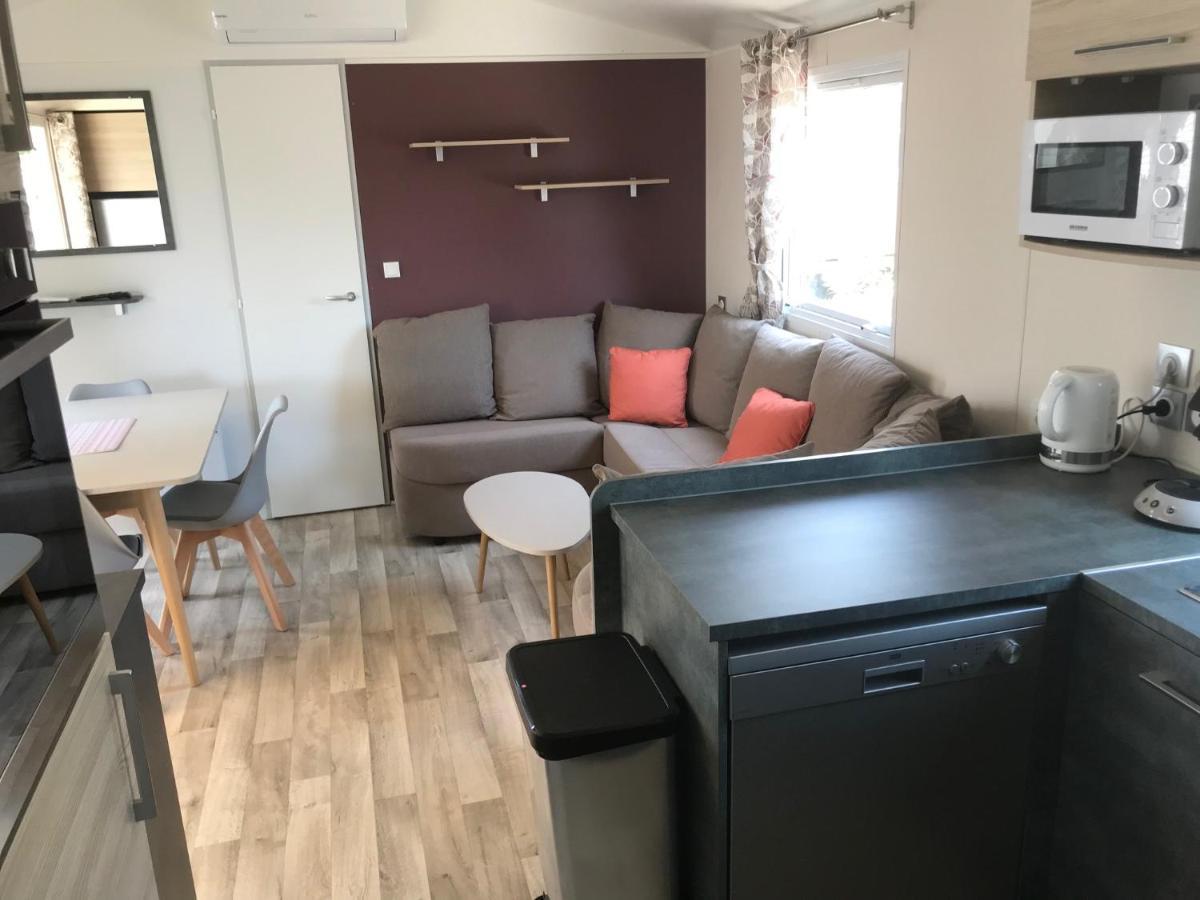 Mobil Home Camping Le Mar Estang Bord De Plage Canet-en-Roussillon Eksteriør bilde